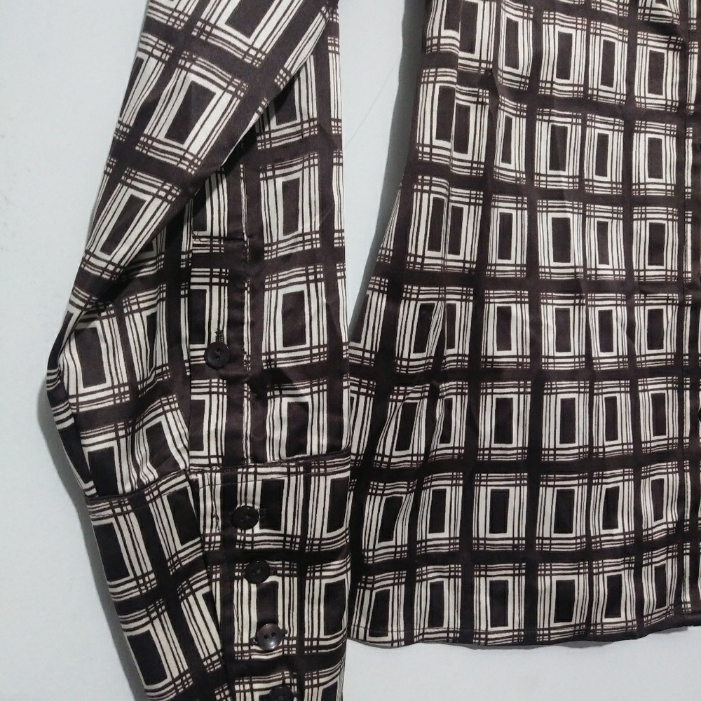 Mossimo Button down Shirt - Picture 3 of 7